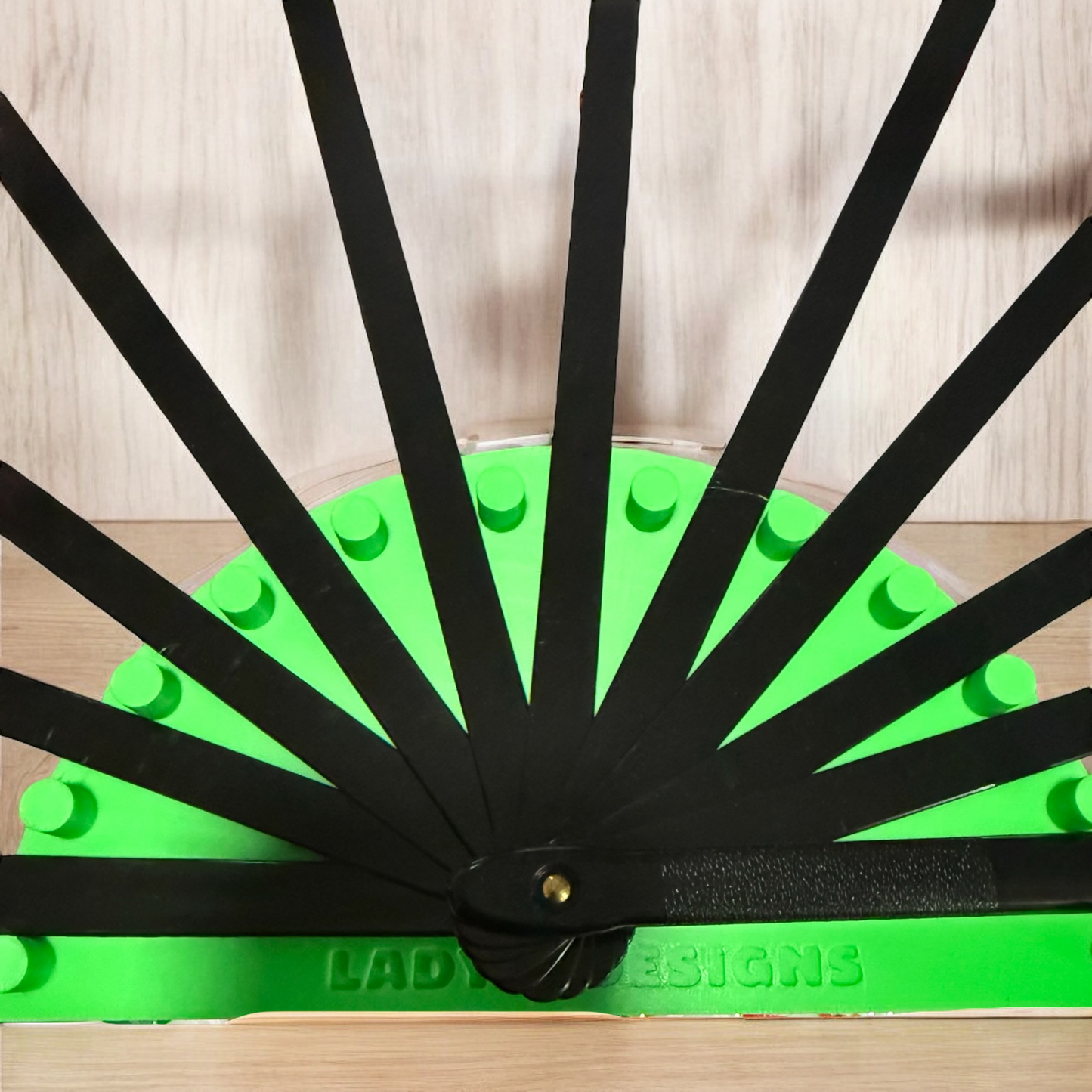 CLACK FAN JIG
